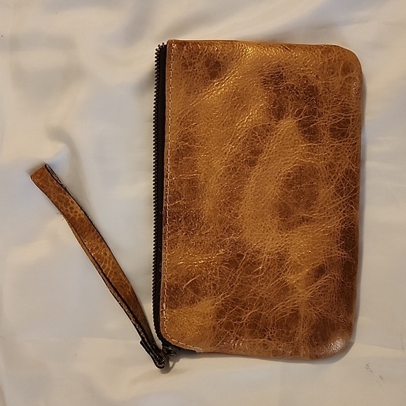 Patricia Nash Handbags - Patricia Nash Wristlet/Cosmetic Case